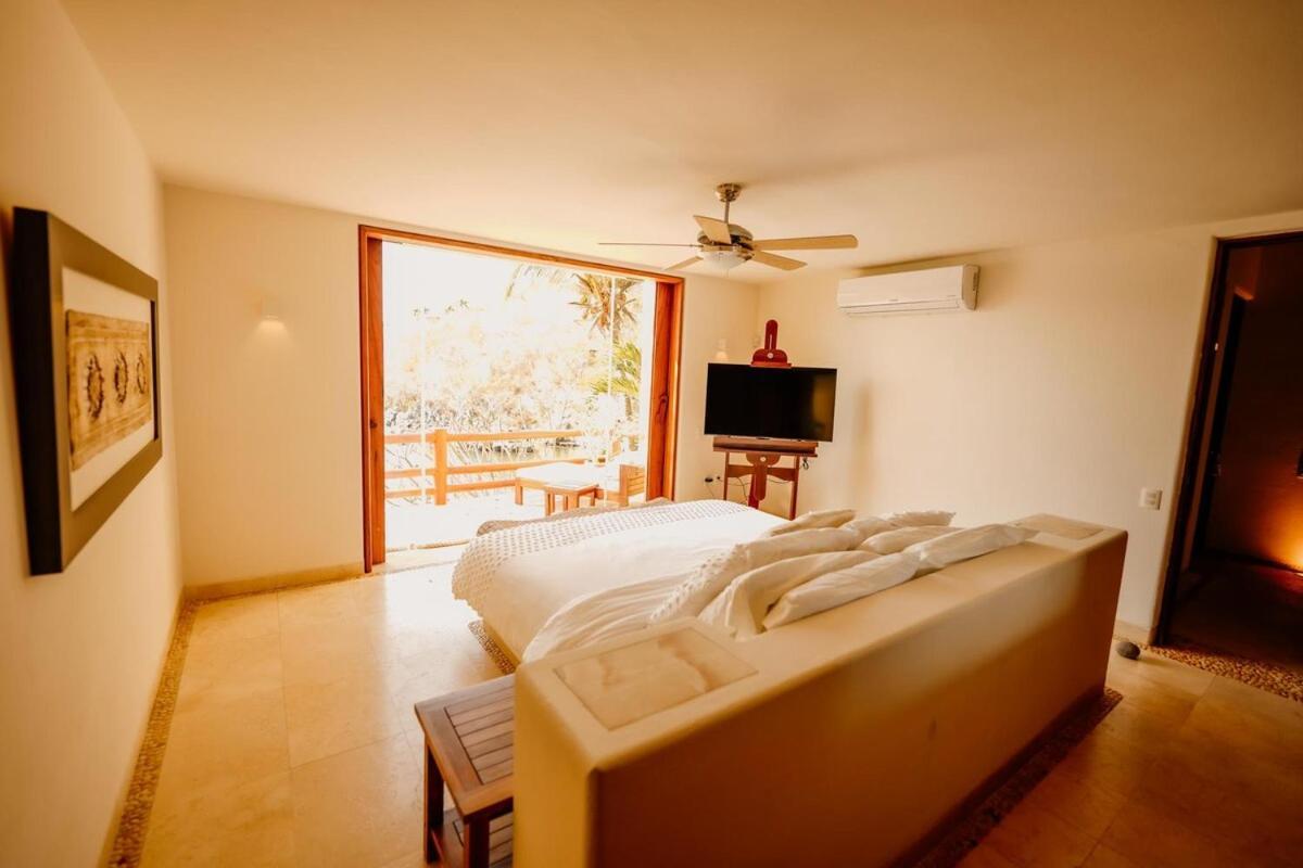 Dream Villa With Private Beach And Catering Zihuatanejo Exterior photo