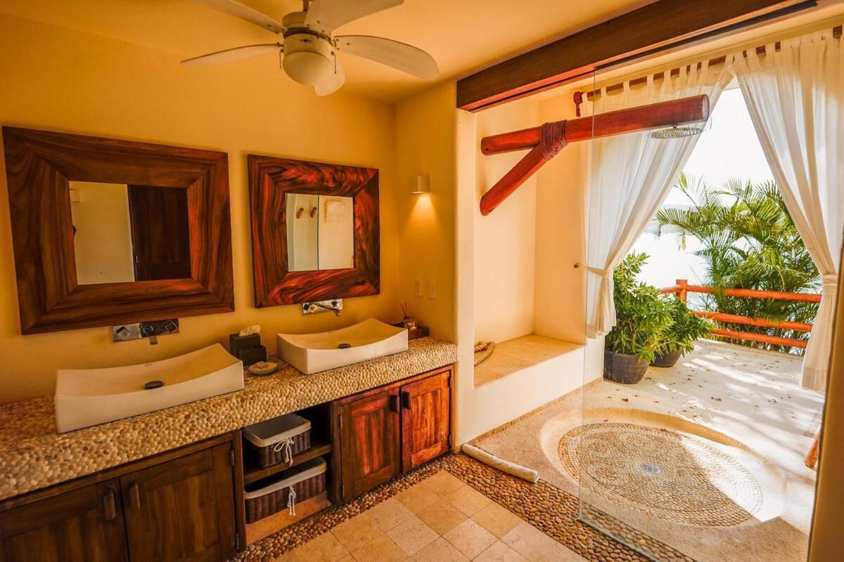 Dream Villa With Private Beach And Catering Zihuatanejo Exterior photo